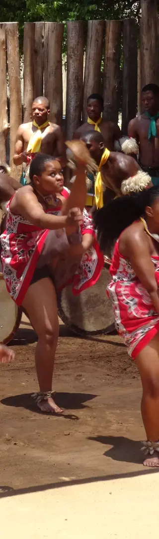 Mantenga Cultural Village